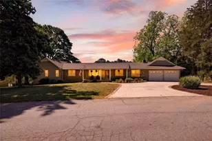 942 Powderbag Creek Rd, Hartwell, GA 30643 - Photo 10