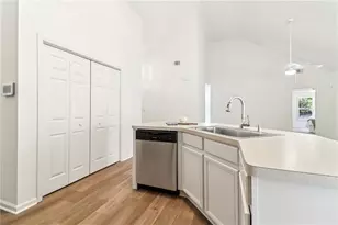 9126 Comstock Ct, Covington, GA 30014 - Photo 16