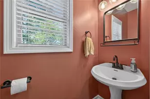 1530 Misty Valley Dr, Lawrenceville, GA 30045 - Photo 16