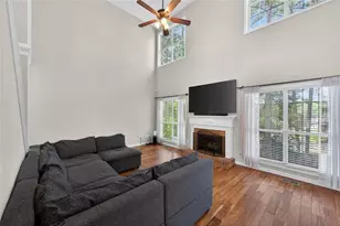 1530 Misty Valley Dr, Lawrenceville, GA 30045 - Photo 8