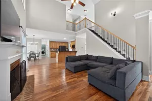 1530 Misty Valley Dr, Lawrenceville, GA 30045 - Photo 10