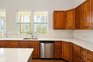 2295 Brandon Ct, Marietta, GA 30066 - Photo 12