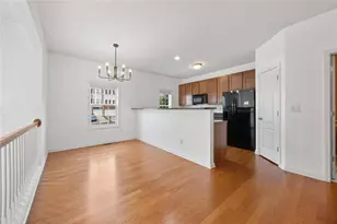 446 Sandtrap Ln, Sugar Hill, GA 30518 - Photo 8