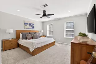 14 Bassett Hall Pl NW, Atlanta, GA 30318 - Photo 4