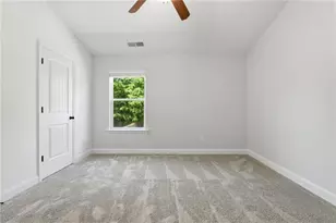 6 Thomaston St, Newnan, GA 30263 - Photo 40