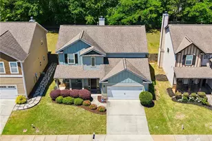 6 Thomaston St, Newnan, GA 30263 - Photo 4
