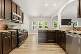 6 Thomaston St, Newnan, GA 30263 - Photo 26