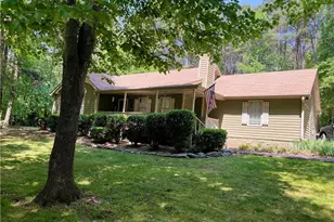 225 Stag Ct, Winder, GA 30680 - Photo 2