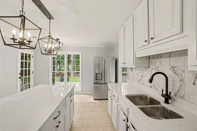 5709 Fairwood Drive NW, Acworth, GA 30101 - Photo 4