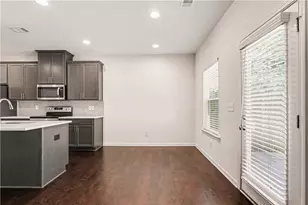 5199 Madeline Pl, Stone Mountain, GA 30083 - Photo 10