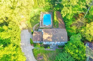 151 Shadowlawn Road SE, Marietta, GA 30067 - Photo 4