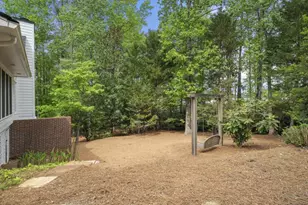 300 Waterpine Ct, Sandy Springs, GA 30350 - Photo 46