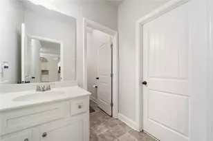 200 Sanctuary Dr, Lawrenceville, GA 30046 - Photo 20