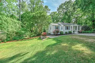 1851 Hickory Rd, Atlanta, GA 30341 - Photo 6