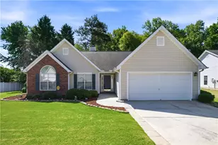 3289 Hampton Trace Ct, Buford, GA 30519 - Photo 2