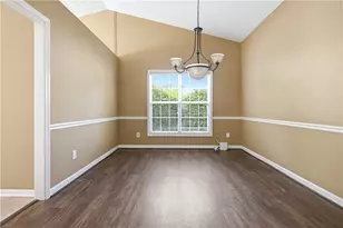 3289 Hampton Trace Ct, Buford, GA 30519 - Photo 10