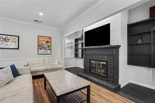 7070 Glenridge Dr, Atlanta, GA 30328 - Photo 12