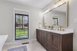 7070 Glenridge Dr, Atlanta, GA 30328 - Photo 22