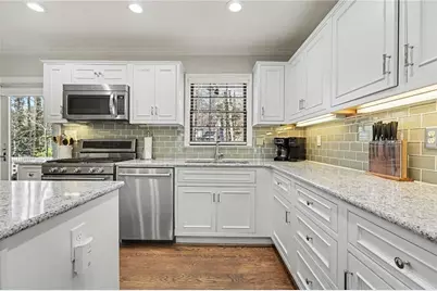 7070 Glenridge Drive, Atlanta, GA 30328 - Photo 40