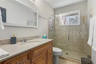 7070 Glenridge Dr, Atlanta, GA 30328 - Photo 46