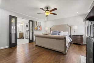 7070 Glenridge Dr, Atlanta, GA 30328 - Photo 18