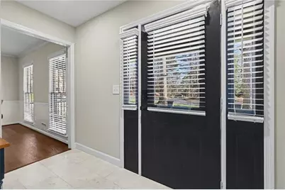 7070 Glenridge Drive, Atlanta, GA 30328 - Photo 10