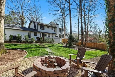 7070 Glenridge Drive, Atlanta, GA 30328 - Photo 4