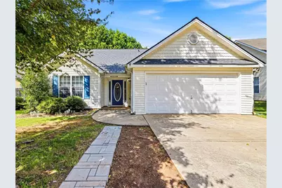 821 Freedom Walk, Locust Grove, GA 30248 - Photo 4