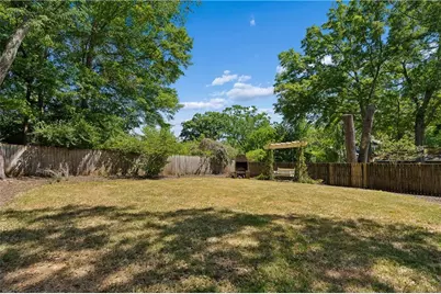 67 E Lake Drive NE, Atlanta, GA 30317 - Photo 4