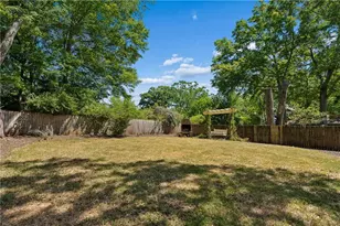 67 E Lake Dr NE, Atlanta, GA 30317 - Photo 4