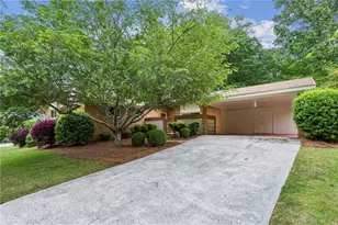 667 Brookline Dr SE, Marietta, GA 30067 - Photo 2