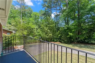 1424 Christmas Ln NE, Atlanta, GA 30329 - Photo 38