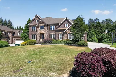 2083 Skybrooke Lane, Hoschton, GA 30548 - Photo 2