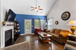 6867 Flagstone Wy, Flowery Branch, GA 30542 - Photo 4