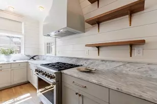 81 Delmont Dr, Atlanta, GA 30305 - Photo 14