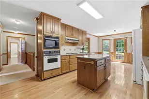 205 Saddle Creek Dr, Roswell, GA 30076 - Photo 12
