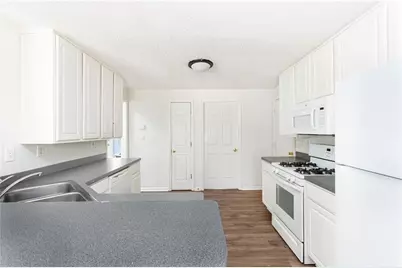 6635 Wellesley Drive, Riverdale, GA 30296 - Photo 14