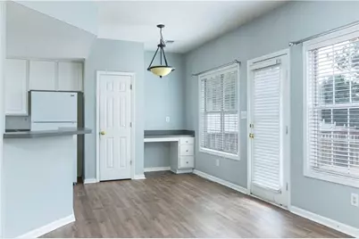 6635 Wellesley Drive, Riverdale, GA 30296 - Photo 10