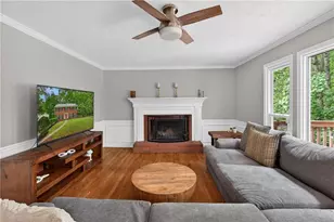 8571 Birch Hollow Dr, Roswell, GA 30076 - Photo 16