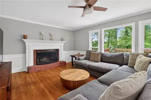 8571 Birch Hollow Dr, Roswell, GA 30076 - Photo 14