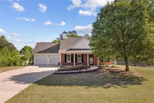 555 Mackinaw Dr, Bethlehem, GA 30620 - Photo 2