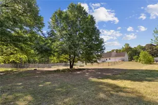 555 Mackinaw Dr, Bethlehem, GA 30620 - Photo 22