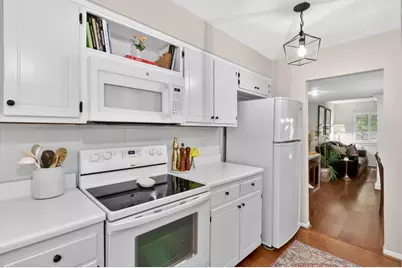2883 Torreya Way SE, Marietta, GA 30067 - Photo 16