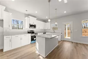 181 Blackberry Ct, Pendergrass, GA 30567 - Photo 6