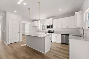 181 Blackberry Ct, Pendergrass, GA 30567 - Photo 10