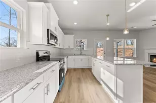 181 Blackberry Ct, Pendergrass, GA 30567 - Photo 8