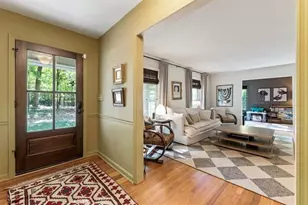 230 Dania Dr, Alpharetta, GA 30009 - Photo 10