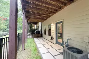 2154 W Village Ln SE, Smyrna, GA 30080 - Photo 28
