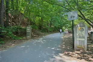 2154 W Village Ln SE, Smyrna, GA 30080 - Photo 38