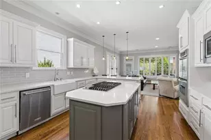 2299 Colonial Dr NE, Brookhaven, GA 30319 - Photo 10
